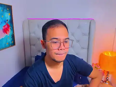 AsianZero online show from 05-08-26, 06:01