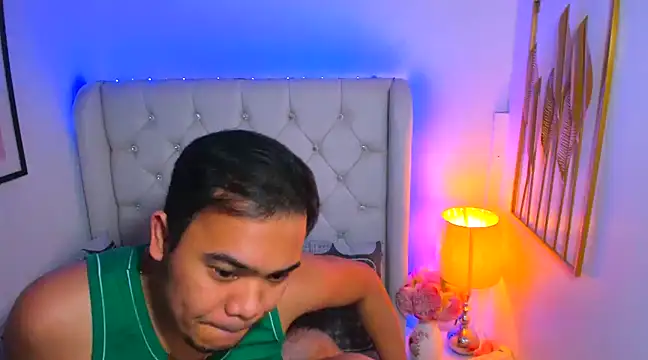 AsianZero online show from 02-13-25, 08:34