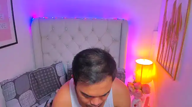 AsianZero online show from 02-15-25, 09:17