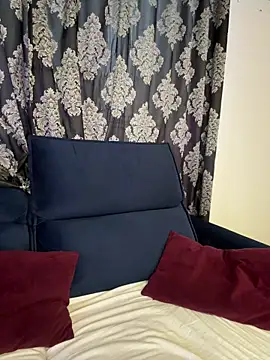 Snapshot of Rileysim88 chatting on 12-09-24, 09:28 Rileysim88 online show from 12-09-24, 09:28