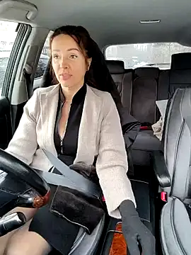 EvaXOAir online show from 11-13-25, 03:32