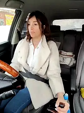 EvaXOAir online show from 03-22-26, 04:05