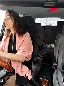 EvaXOAir online show from 12-14-25, 04:40