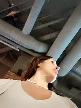 Snapshot of EvaXOAir chatting on 02-25-25, 08:25 EvaXOAir online show from 02-25-25, 08:25