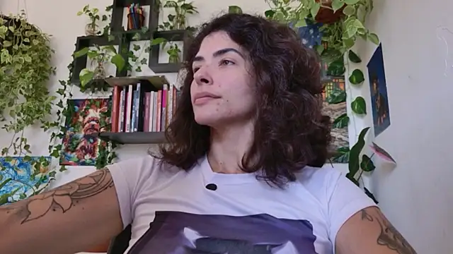Snapshot of TaliMajesty chatting on 06-01-26, 12:49 TaliMajesty online show from 06-01-26, 12:49