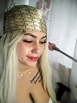 chelaqueen  online show from 02-27-26, 08:41