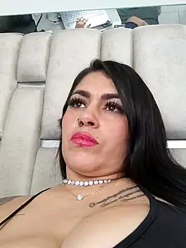 chelaqueen  online show from 03-30-26, 07:48