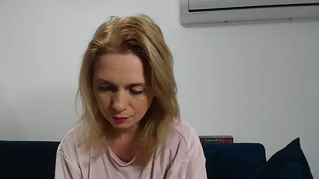 MysticCreature online show from 03-10-26, 04:27