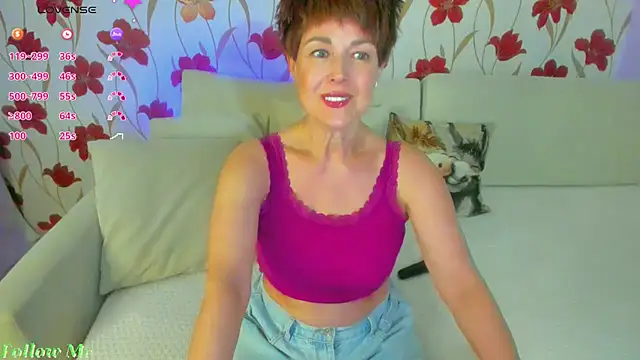 JennAlison online show from 04-04-26, 01:17