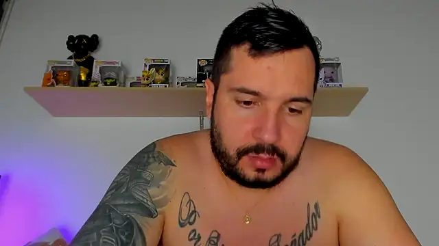 Snapshot of camilo_restrepo21 chatting on 02-15-26, 12:11 camilo restrepo21 online show from 02-15-26, 12:11