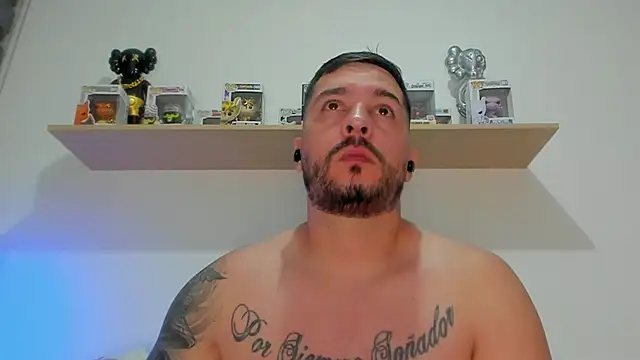 camilo restrepo21 online show from 03-08-26, 12:49