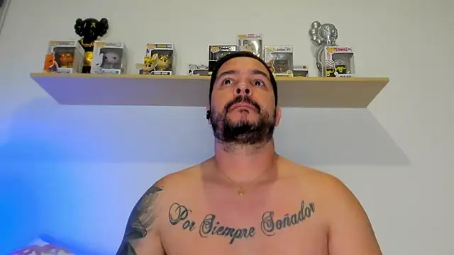 Snapshot of camilo_restrepo21 chatting on 05-18-26, 11:31 camilo restrepo21 online show from 05-18-26, 11:31