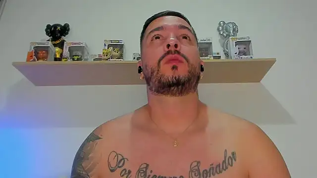 camilo restrepo21 online show from 03-10-26, 12:47