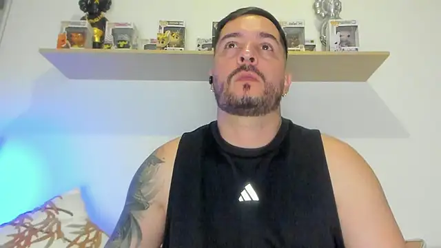 camilo restrepo21 online show from 04-10-26, 04:19