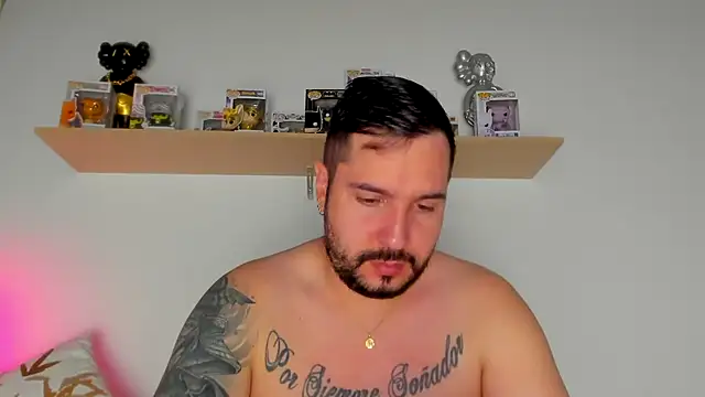 camilo restrepo21 online show from 12-17-25, 12:48