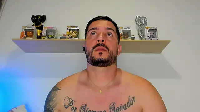 Snapshot of camilo_restrepo21 chatting on 05-07-26, 02:16 camilo restrepo21 online show from 05-07-26, 02:16