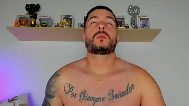 Snapshot of camilo_restrepo21 chatting on 02-23-26, 01:40 camilo restrepo21 online show from 02-23-26, 01:40