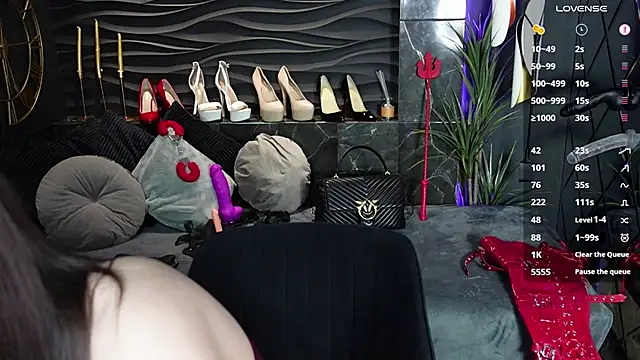 MistressDarsy online show from 12-01-25, 06:36