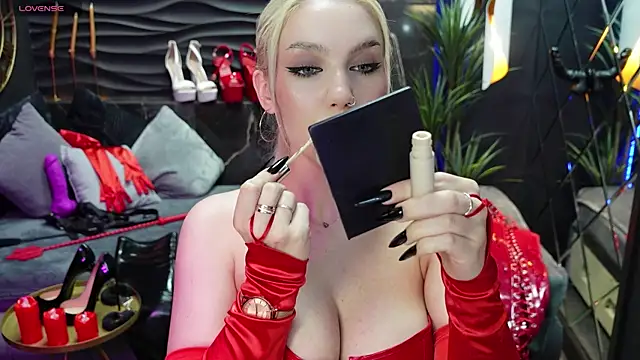 Snapshot of MistressDarsy chatting on 02-23-25, 12:48 MistressDarsy online show from 02-23-25, 12:48
