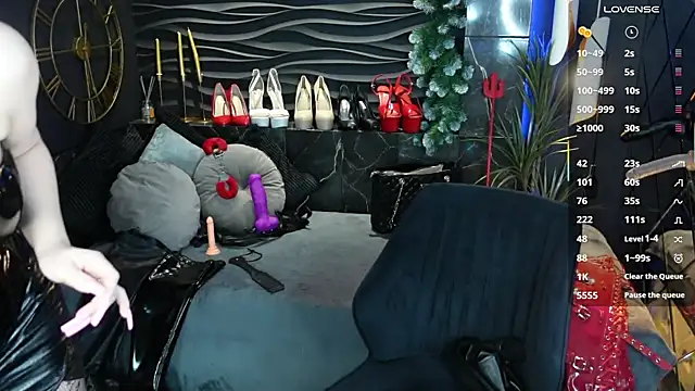 MistressDarsy online show from 01-13-26, 02:32