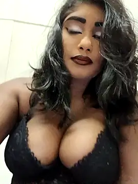 Snapshot of addisonemily chatting on 12-15-25, 11:10 addisonemily online show from 12-15-25, 11:10