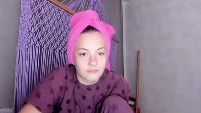 why again me online show from 05-28-26, 08:04