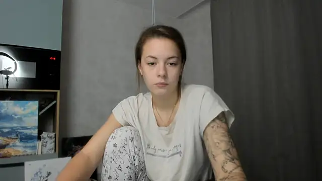 why again me online show from 12-03-25, 02:16