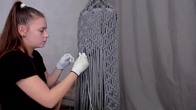 why again me online show from 03-06-25, 10:26