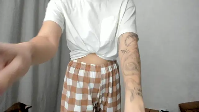 why again me online show from 02-12-26, 10:09