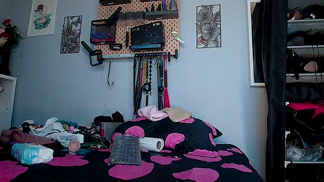 barbarah  online show from 09-09-25, 06:45