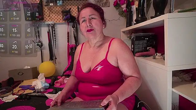 barbarah  online show from 04-25-26, 09:34