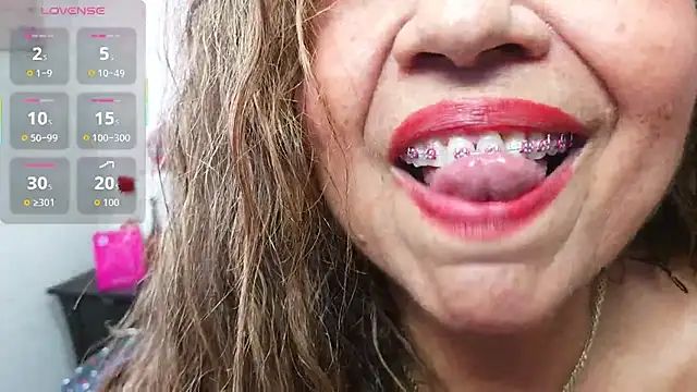 Snapshot of matureluna chatting on 03-14-26, 04:57 matureluna online show from 03-14-26, 04:57