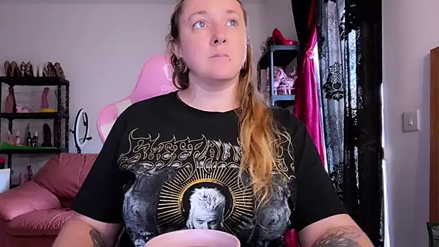 kisicaxx online show from 11-03-25, 03:15