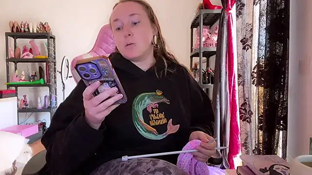 kisicaxx online show from 12-02-25, 11:23