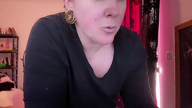 kisicaxx online show from 01-09-26, 10:00