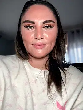 lovely beast online show from 02-18-26, 05:42