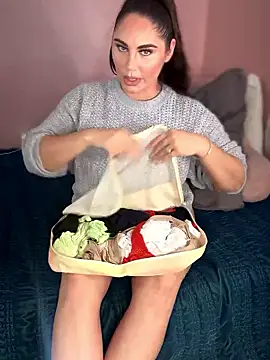 lovely beast online show from 01-08-26, 05:30