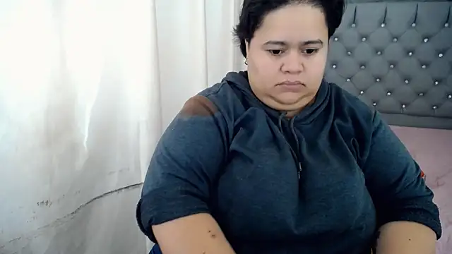 hotlesby4uxxx online show from 12-05-24, 07:55