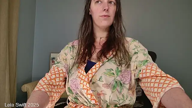 LeiaSwift online show from 10-25-25, 11:20