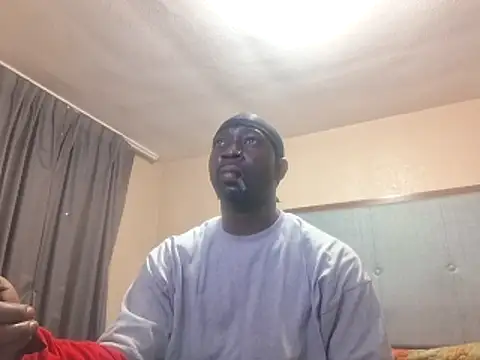 Snapshot of Tramontas chatting on 06-04-26, 08:30 Tramontas online show from 06-04-26, 08:30