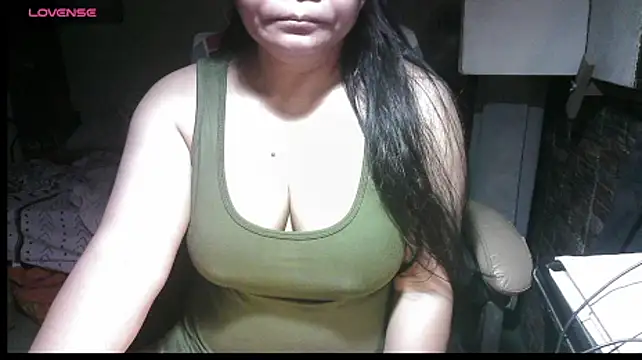 Hotpinay43 online show from 09-18-25, 12:02