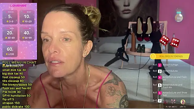 Snapshot of mommyselenafit_ chatting on 10-04-25, 12:50 mommyselenafit online show from 10-04-25, 12:50