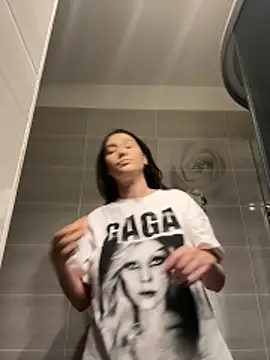 IrisBlues online show from 12-16-25, 05:17