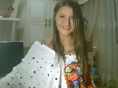 Snapshot of Valerivv chatting on 10-06-25, 06:52 Valerivv online show from 10-06-25, 06:52