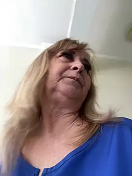 Irina2909xh online show from 03-17-26, 12:41