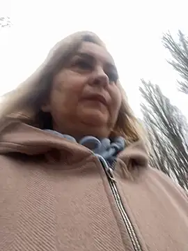 Snapshot of Irina2909@xh chatting on 11-26-25, 07:52 Irina2909xh online show from 11-26-25, 07:52