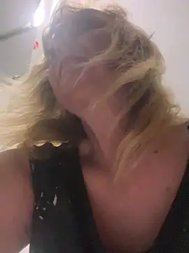 Irina2909xh online show from 03-08-26, 06:22