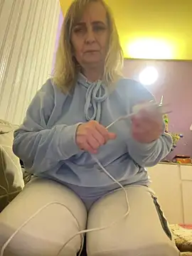 Snapshot of Irina2909@xh chatting on 02-01-26, 09:46 Irina2909xh online show from 02-01-26, 09:46