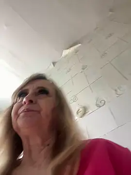 Snapshot of Irina2909@xh chatting on 05-18-26, 09:58 Irina2909xh online show from 05-18-26, 09:58