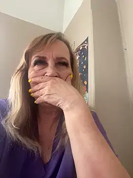 Snapshot of Irina2909@xh chatting on 06-08-26, 11:00 Irina2909xh online show from 06-08-26, 11:00